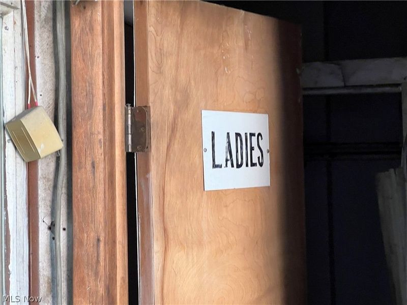 1802 E 47th Street, Cleveland, OH 44103 Photo 27