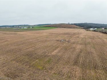 Licking Valley Road, Frazeysburg, OH 43830
