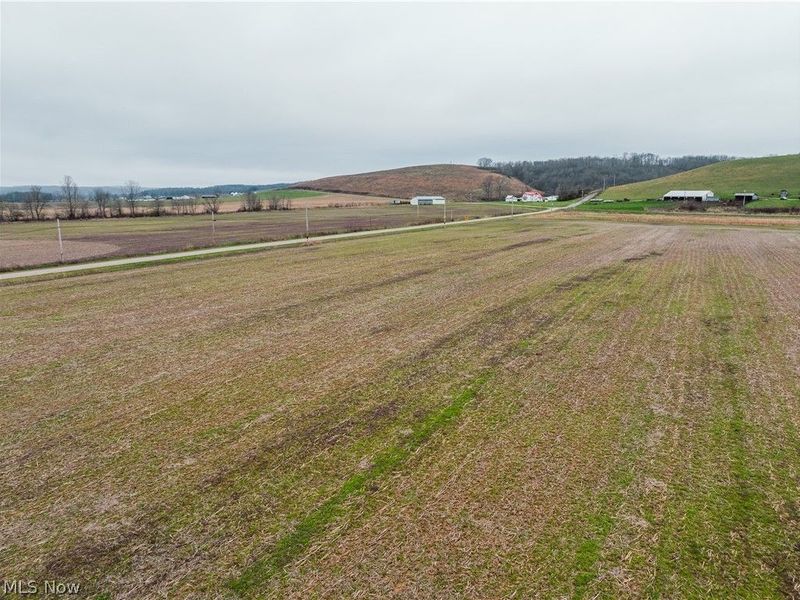 Licking Valley Road , Frazeysburg, OH 43830 Photo 3