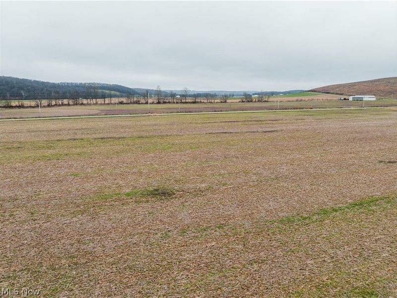 Licking Valley Road , Frazeysburg, OH 43830 Photo 4