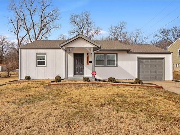 2400 S Crescent Avenue, Independence, MO 64052