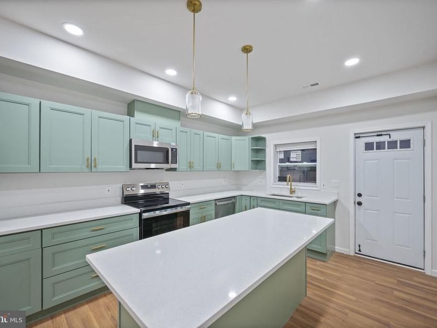 805 N Collington Avenue, Baltimore, MD 21205 Main Photo