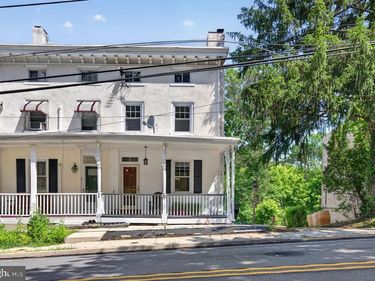 238 BARREN HILL ROAD, CONSHOHOCKEN, PA 19428