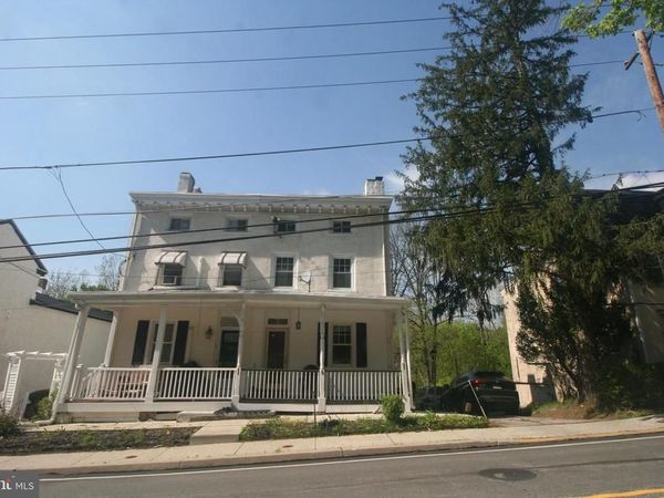 238 BARREN HILL ROAD, CONSHOHOCKEN, PA 19428