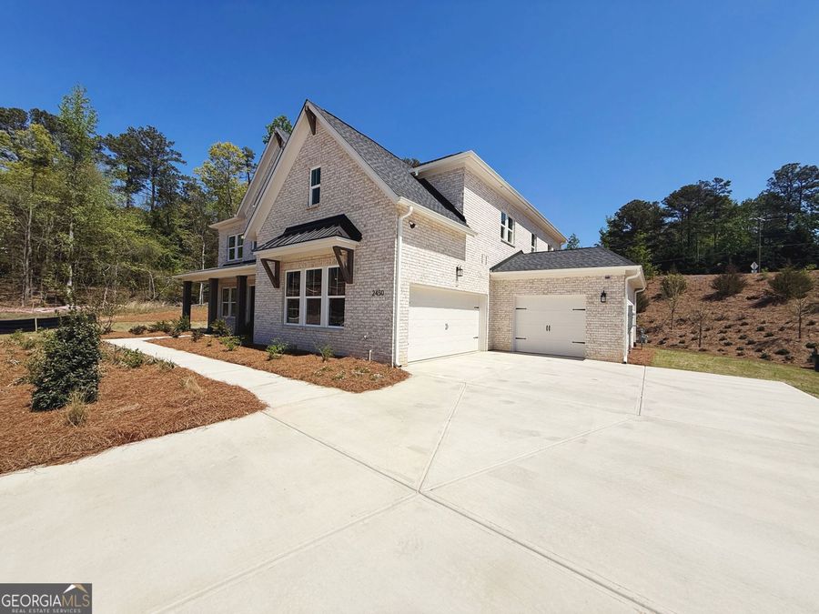 Property Image 4
