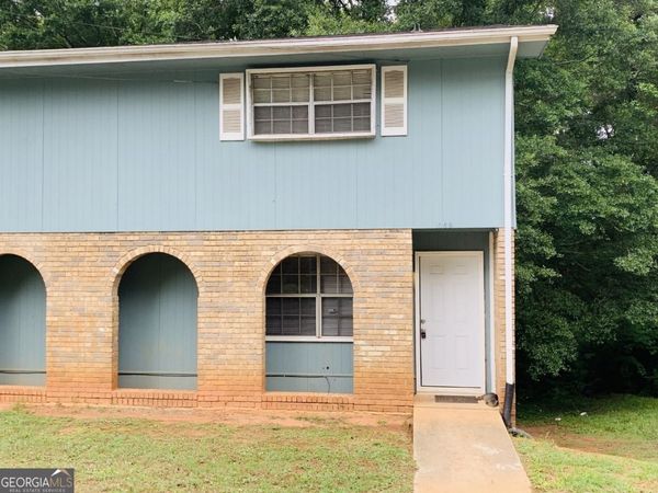1069 Laurel Lane NW, Unit B, Conyers, GA 30012