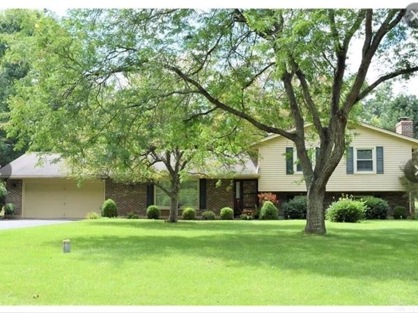 5540 Peters Road, Tipp City, OH 45371