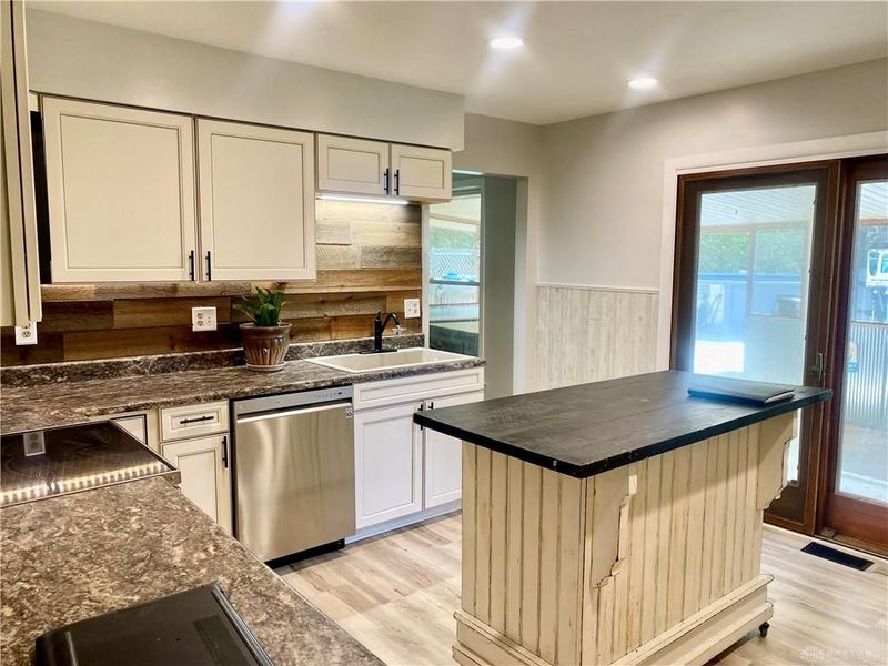 5540 Peters Road, Tipp City, OH 45371 Photo 9