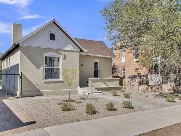 415 Arno Street SE, Albuquerque, NM 87102