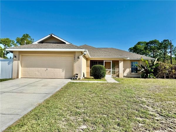 103 E 11th ST , LEHIGH ACRES, FL 33972