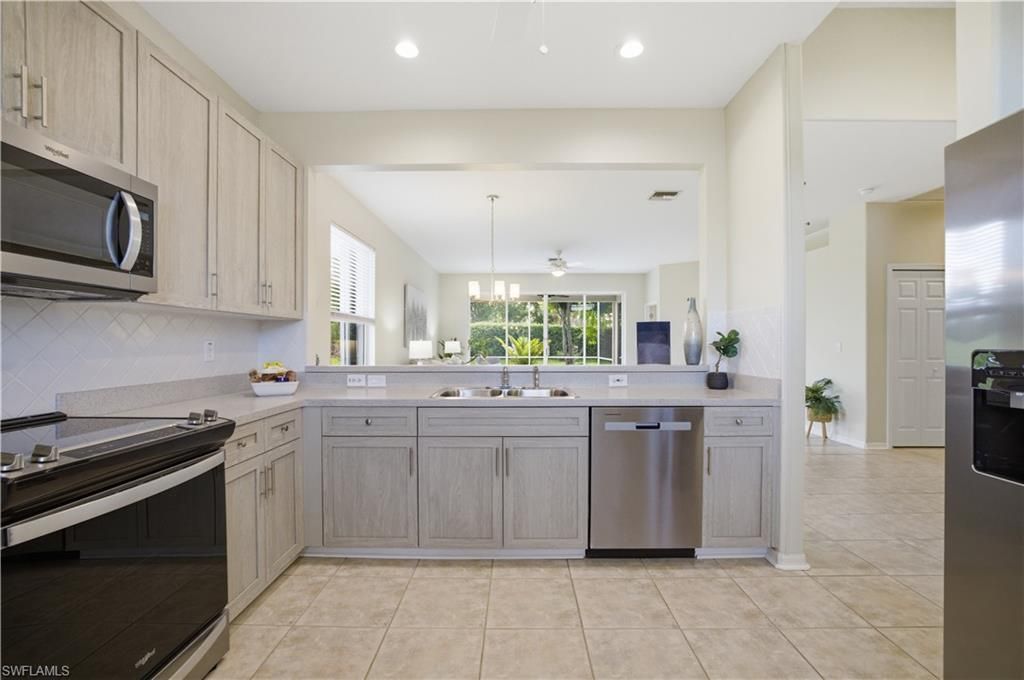 11334 Lakeland Cir, Fort Myers, FL 33913 Photo