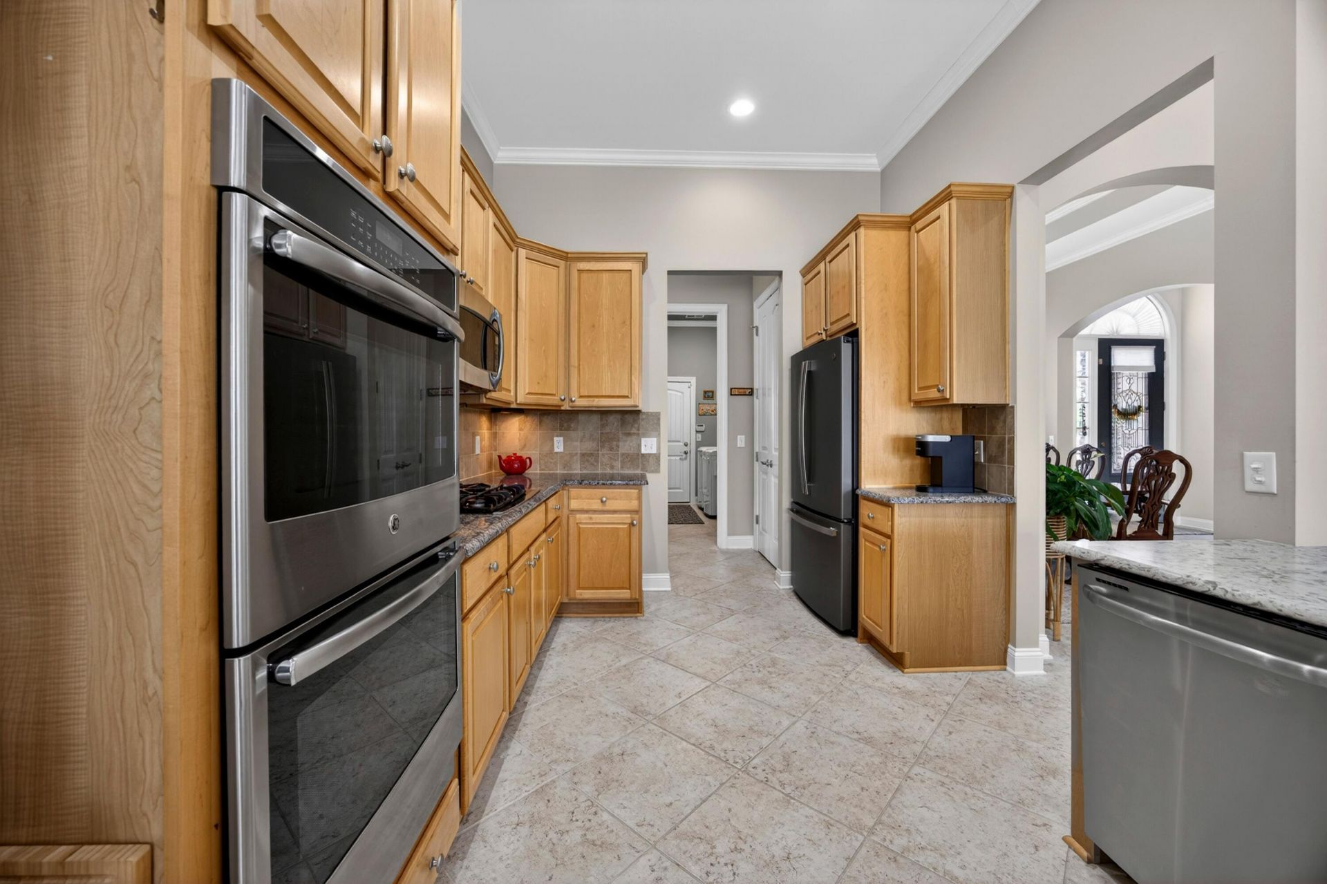 161 St Andrews Crescent Photo 21