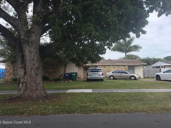 9965 SW 196th Street , Cutler Bay, FL 33190