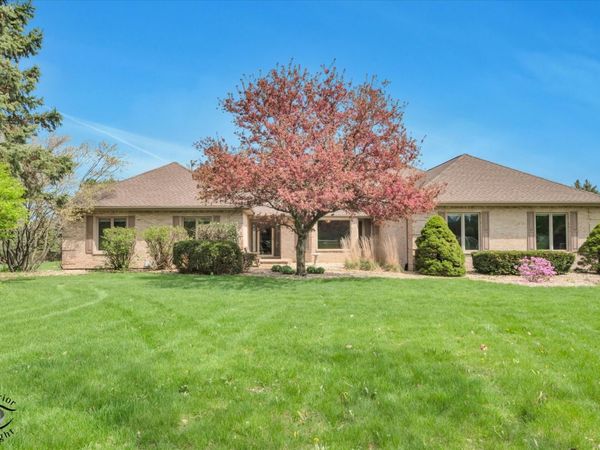 18011 S Haas Road , Mokena, IL 60448