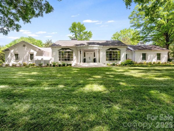 2738 Beverwyck Road, Charlotte, NC 28211
