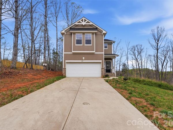1325 Western Hills Lane , Vale, NC 28168