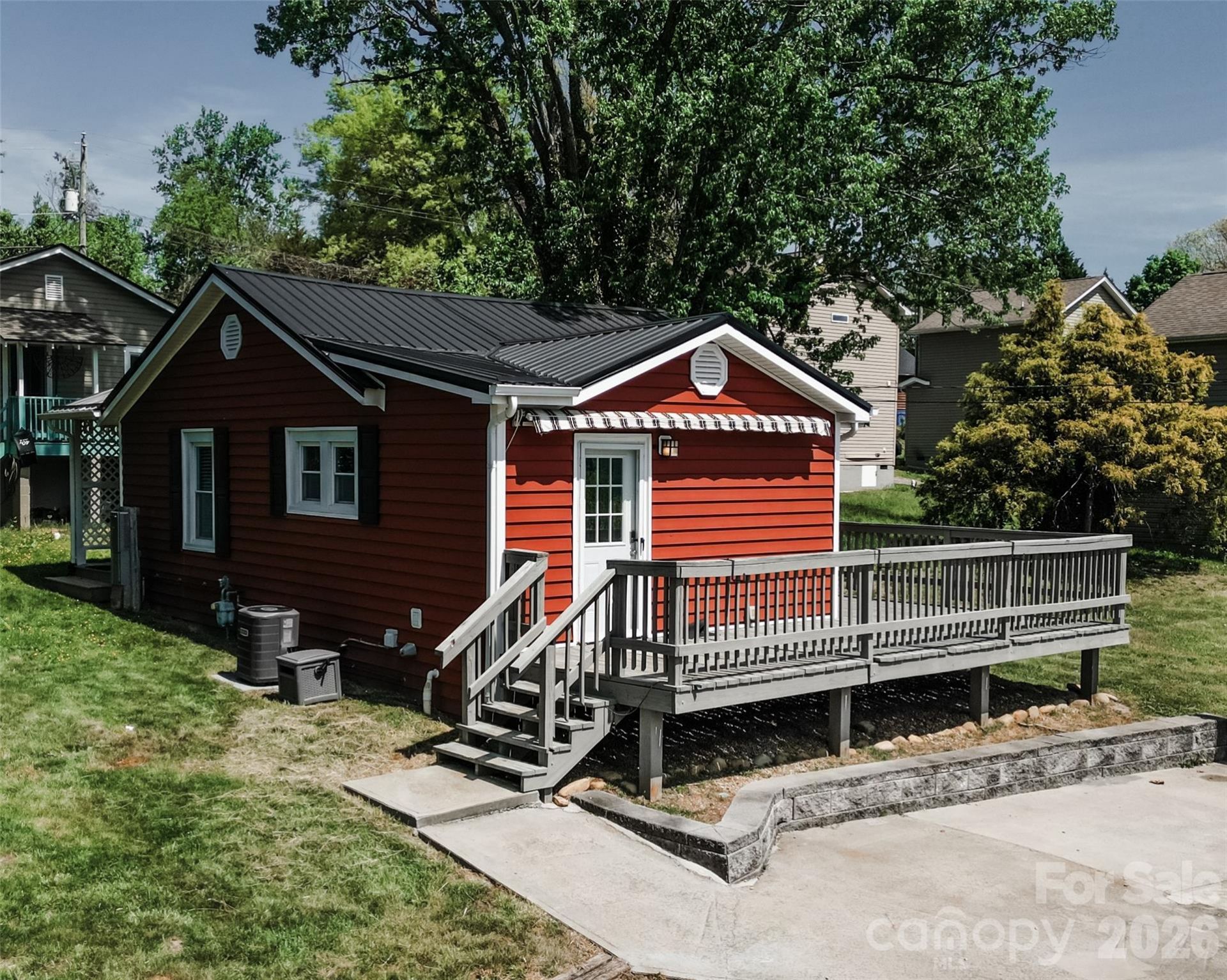 60 Shiloh Road , Asheville, NC 28803