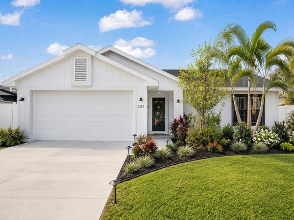 2024 NE 24th Street, Jensen Beach, FL 34957