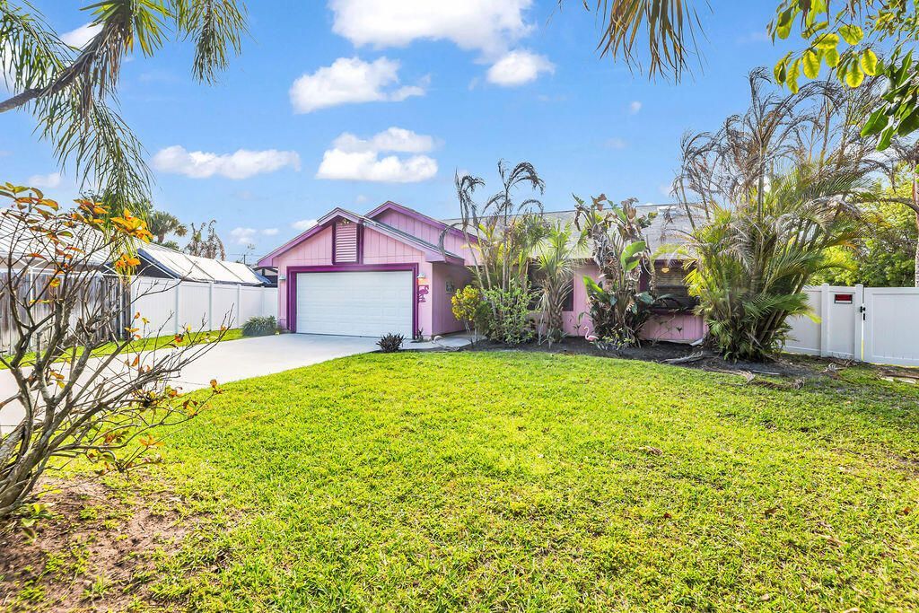 2024 NE 24th Street, Jensen Beach, FL 34957 Photo