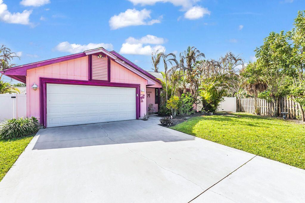 2024 NE 24th Street, Jensen Beach, FL 34957 Photo