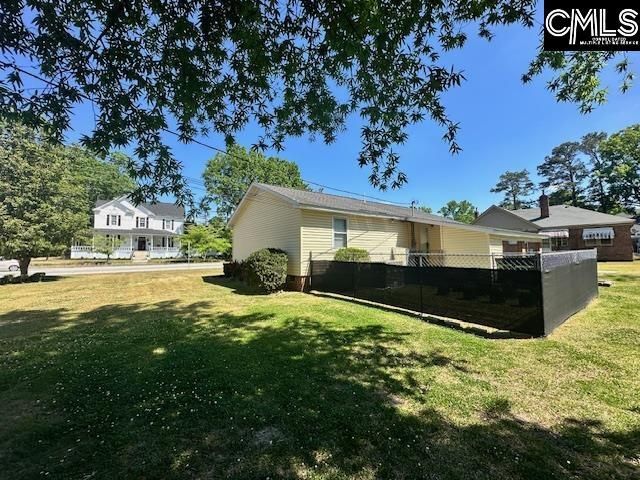 2000 Johnstone Street Photo 13