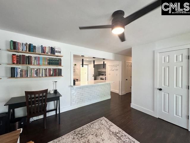 2000 Johnstone Street Photo 18