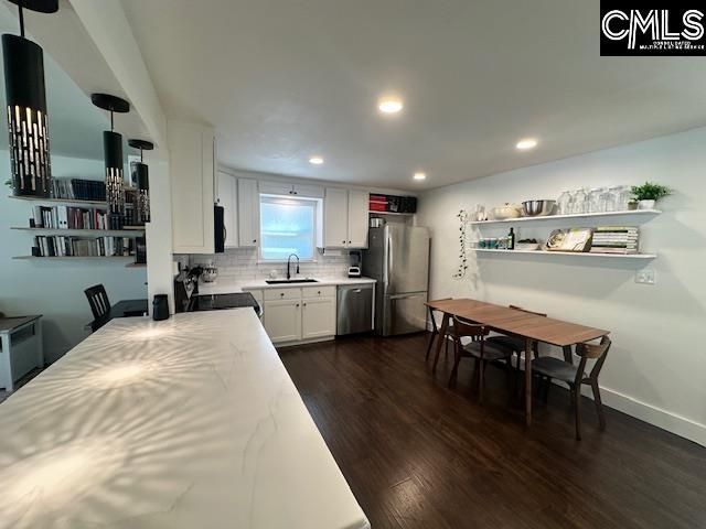 2000 Johnstone Street Photo 26