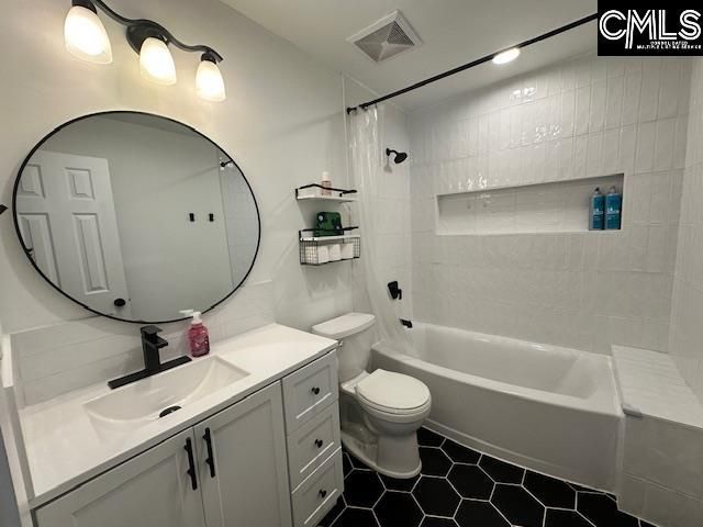 2000 Johnstone Street Photo 33