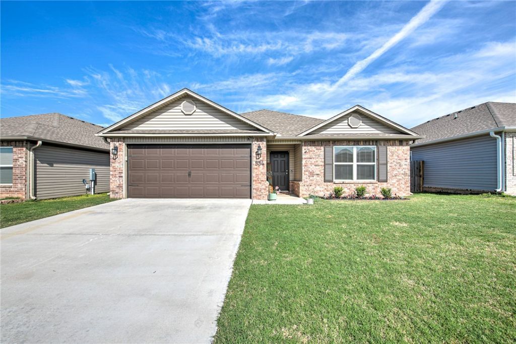 534 Woodcreek Loop, Lowell, AR 72745 Main Photo