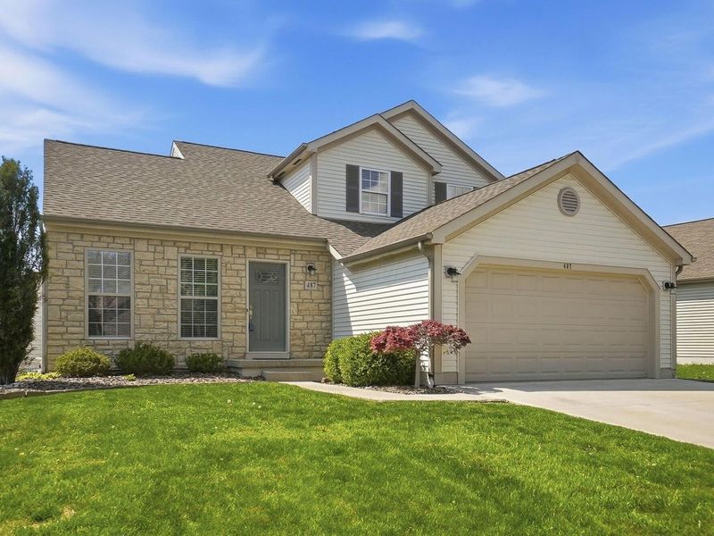 487 Greenhill Drive, Groveport, OH 43125 Photo 2