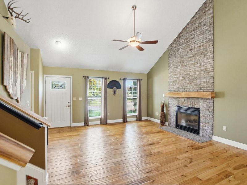 487 Greenhill Drive, Groveport, OH 43125 Photo 4