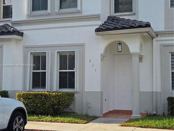 5440 NW 107th Ave , Unit 211, Doral, FL 33178