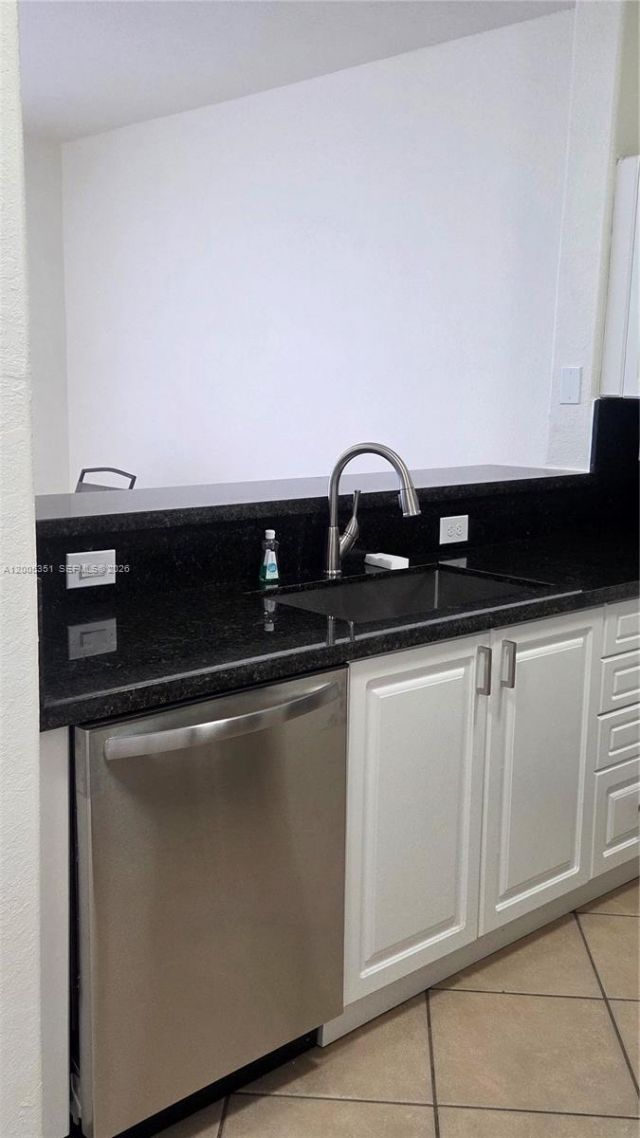 5440 NW 107th Ave , Unit 211, Doral, FL 33178 Photo