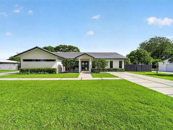 8765 SW 175th St , Palmetto Bay, FL 33157
