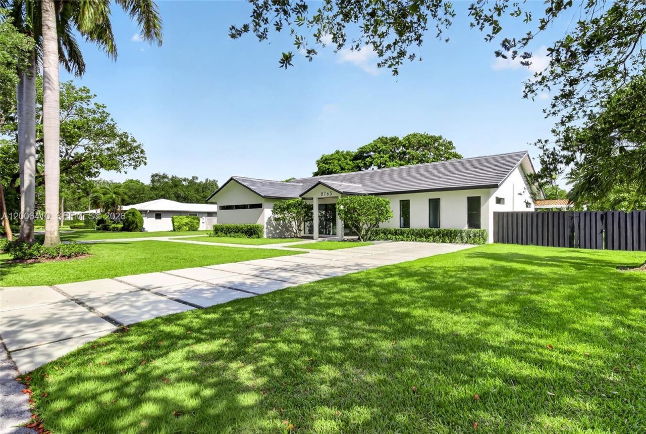 8765 SW 175th St, Palmetto Bay, FL 33157 Photo