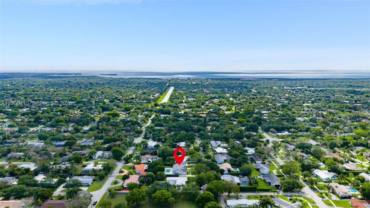 8765 SW 175th St, Palmetto Bay, FL 33157 Photo