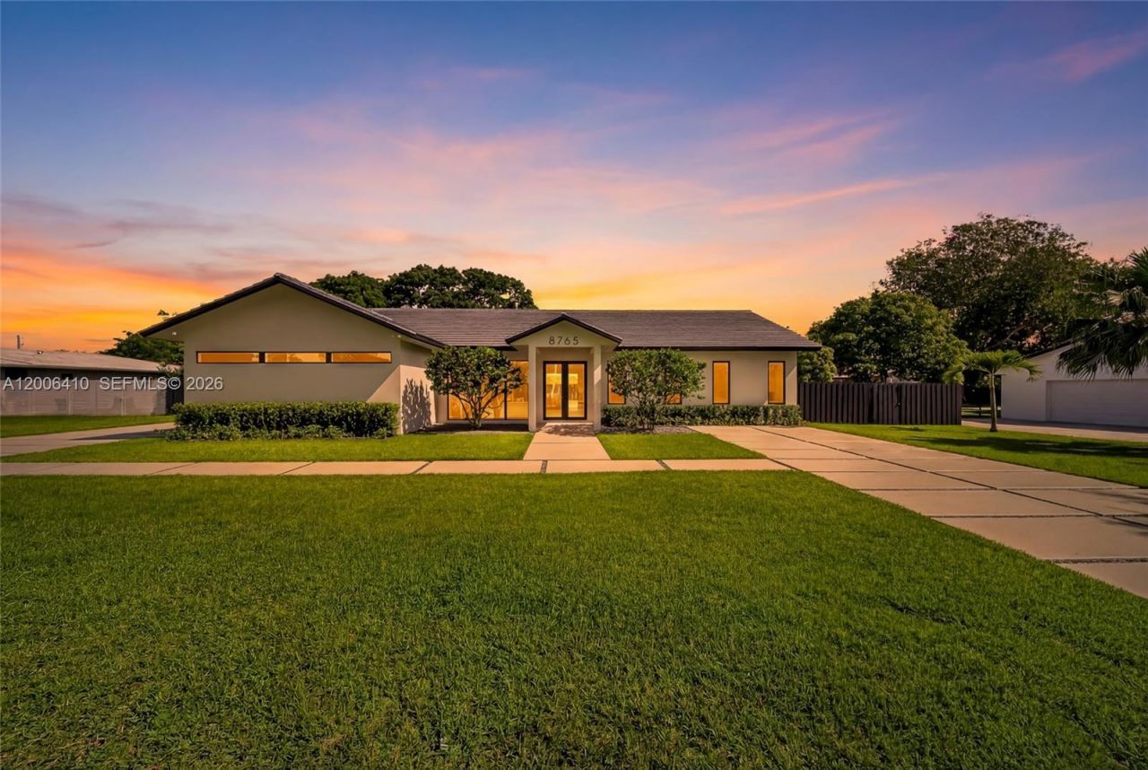 8765 SW 175th St, Palmetto Bay, FL 33157 Photo