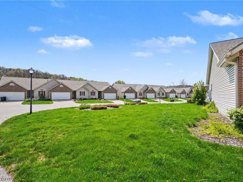 1484 Waters Edge Drive , Akron, OH 44313 Photo 22