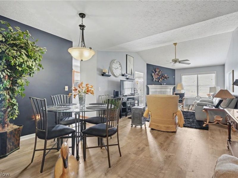 1484 Waters Edge Drive, Akron, OH 44313 Photo 6