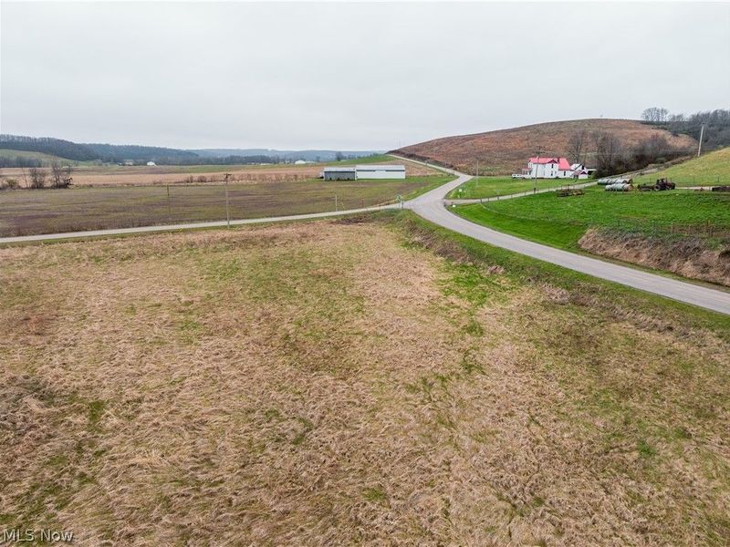 Licking Valley Road , Frazeysburg, OH 43830 Photo 3