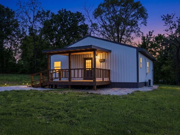 480 W Marshfield Street , Hartville, MO 65667