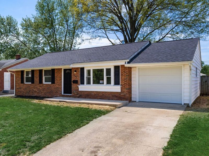 1241 Erickson Road , Columbus, OH 43227 Photo 2