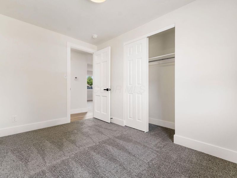 1241 Erickson Road , Columbus, OH 43227 Photo 27