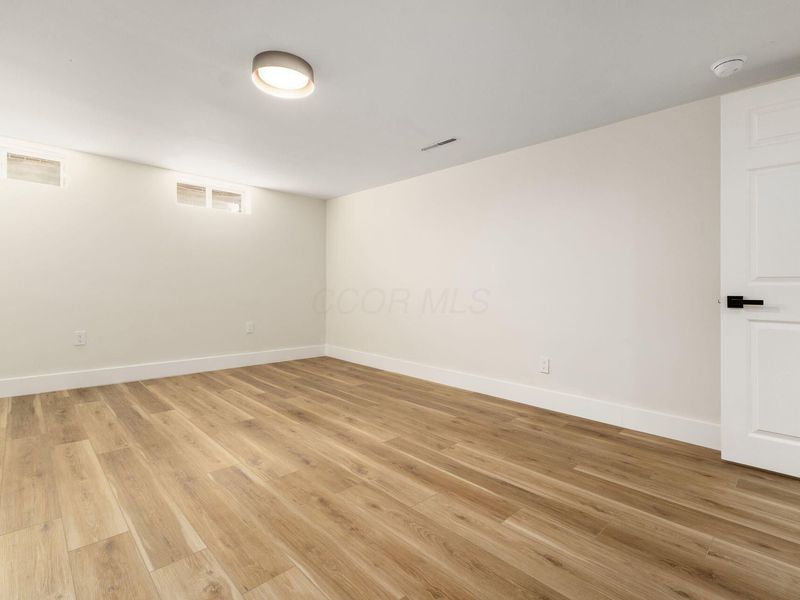 1241 Erickson Road , Columbus, OH 43227 Photo 34