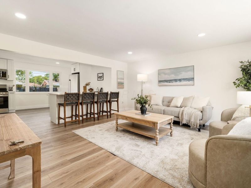 1241 Erickson Road , Columbus, OH 43227 Photo 7