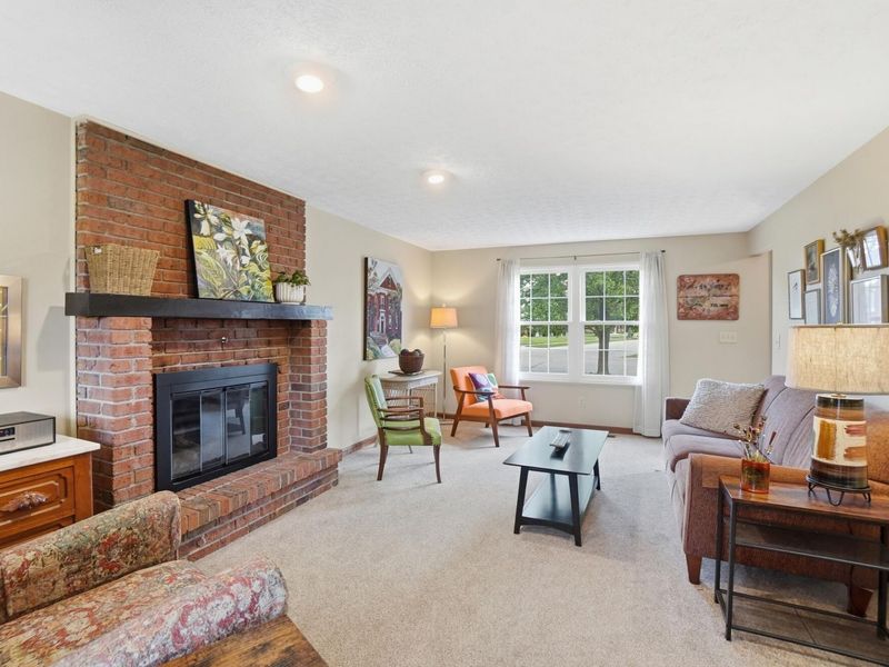 478 Robin Hood Lane, Troy, OH 45373 Photo 9