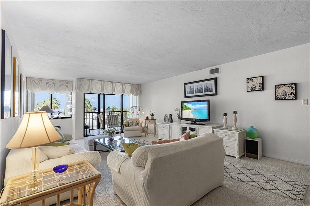 4821 S Landings Dr, Unit 205, Fort Myers, FL 33919 Photo