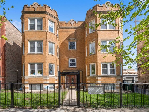 2016 W Farragut Avenue , Unit 3, Chicago, IL 60625