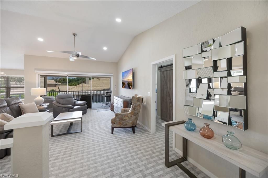 290 Emerald Bay Cir, Unit L5, Naples, FL 34110 Photo