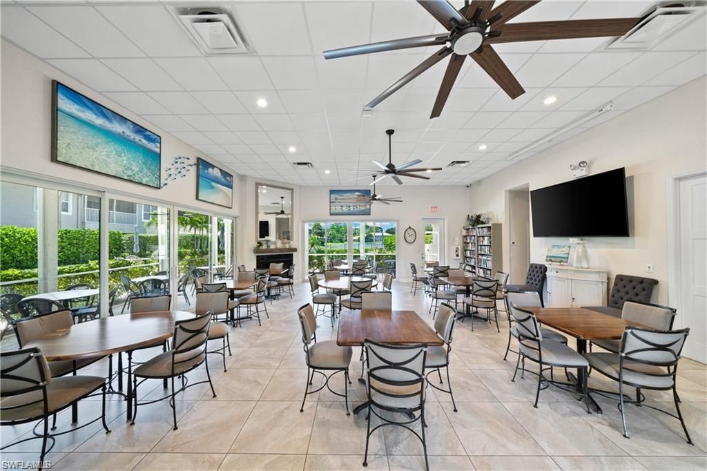 290 Emerald Bay Cir, Unit L5, Naples, FL 34110 Photo